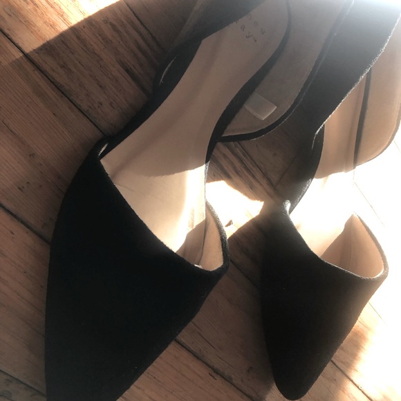 Sold - Picture 1 of 7